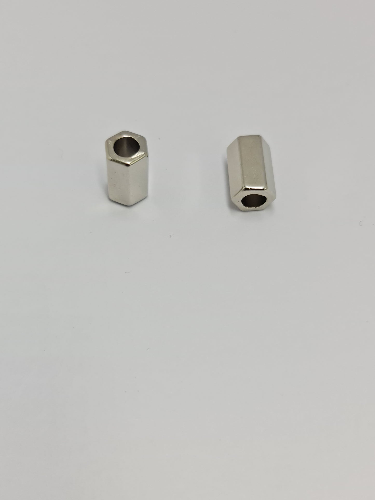 Hexagon Tube Toggle (PACK OF 4)