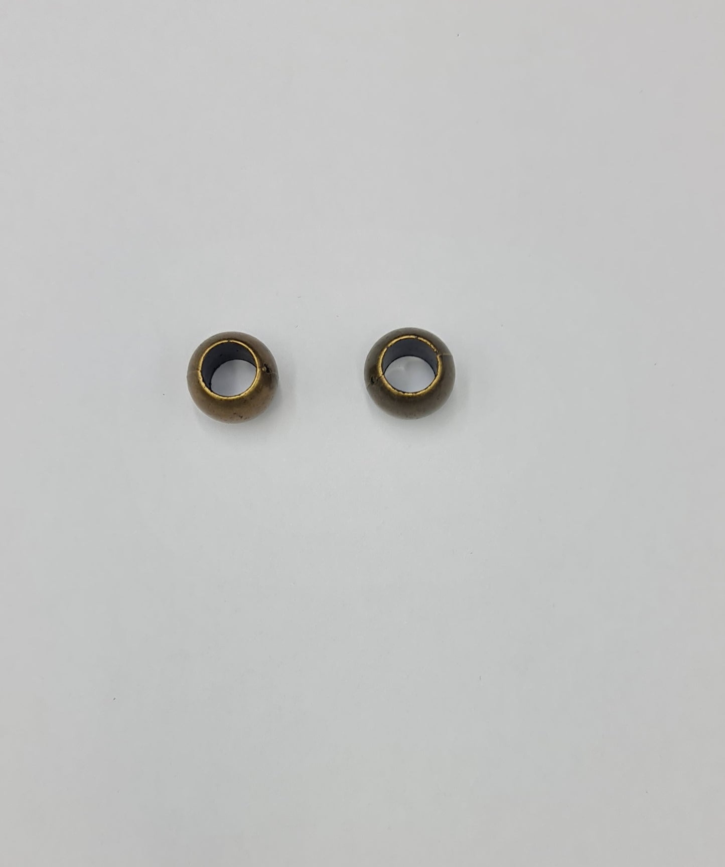 Round Beads (10mm x 7.5mm) (SOLD IN A PACK OF 4)