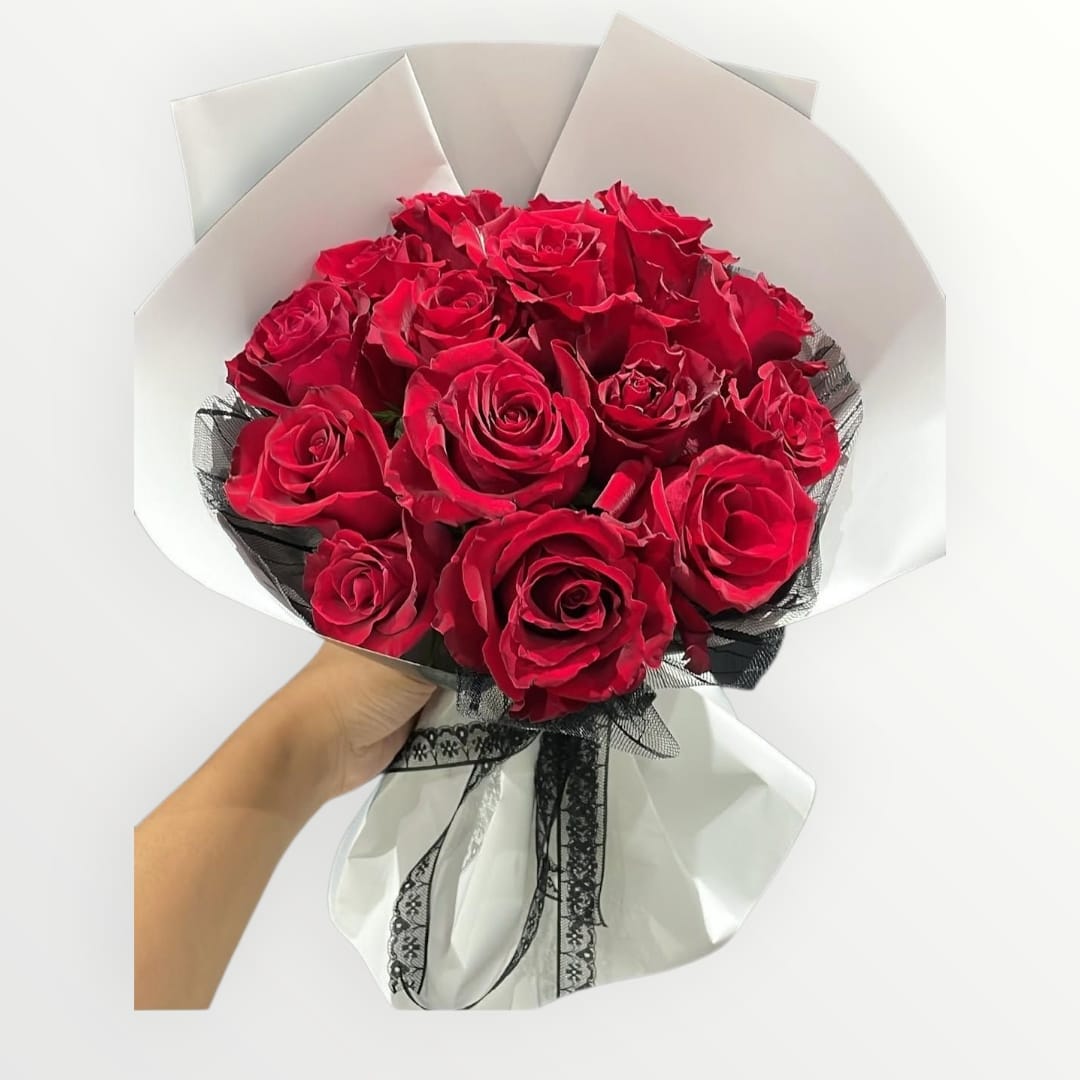 58cm x 58cm Flower Wrapping Paper (PLAIN) - (PACK OF 20 SHEETS)