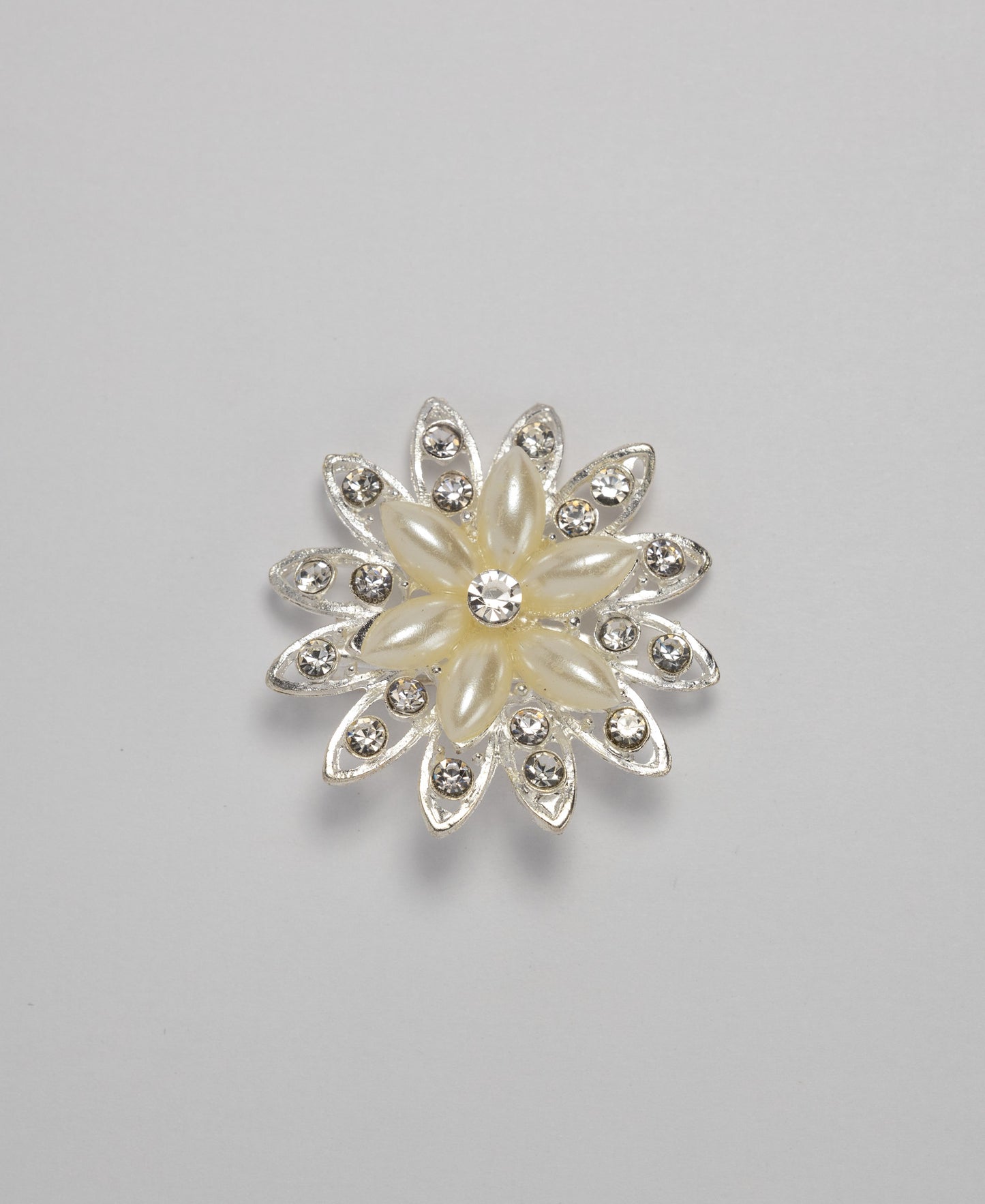Flower Pearl Brooch - Silver/White