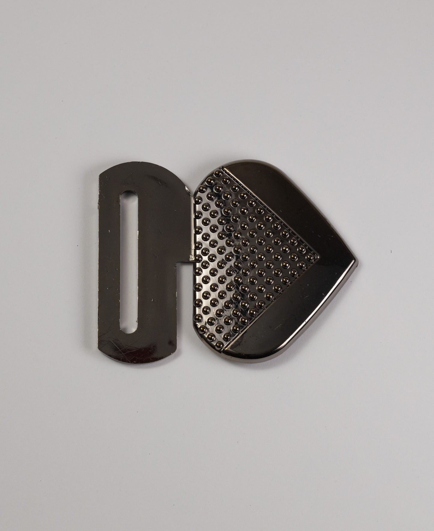 Fancy Buckle - Interlocking Gun Metal Spade (115 x 70mm)