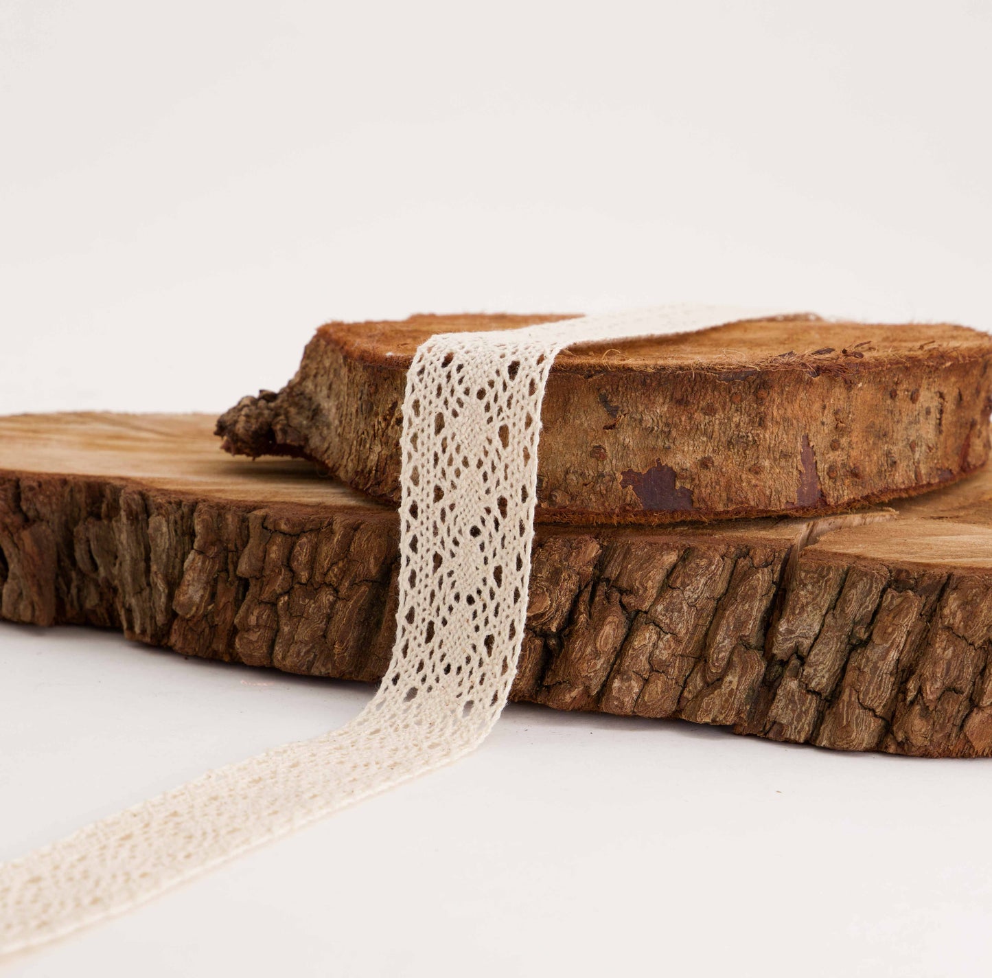 Edge Tortion Lace (SOLD PER METER)