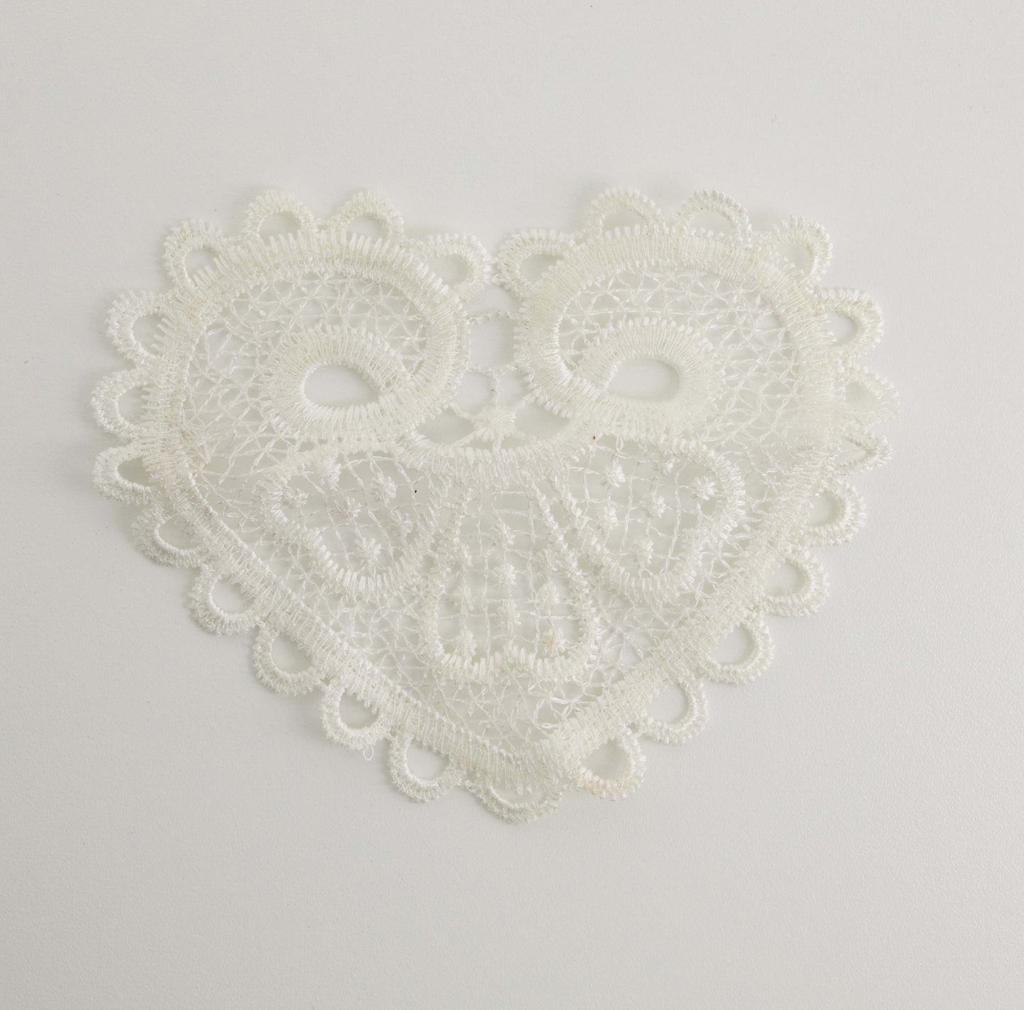 Guipure Heart Motif