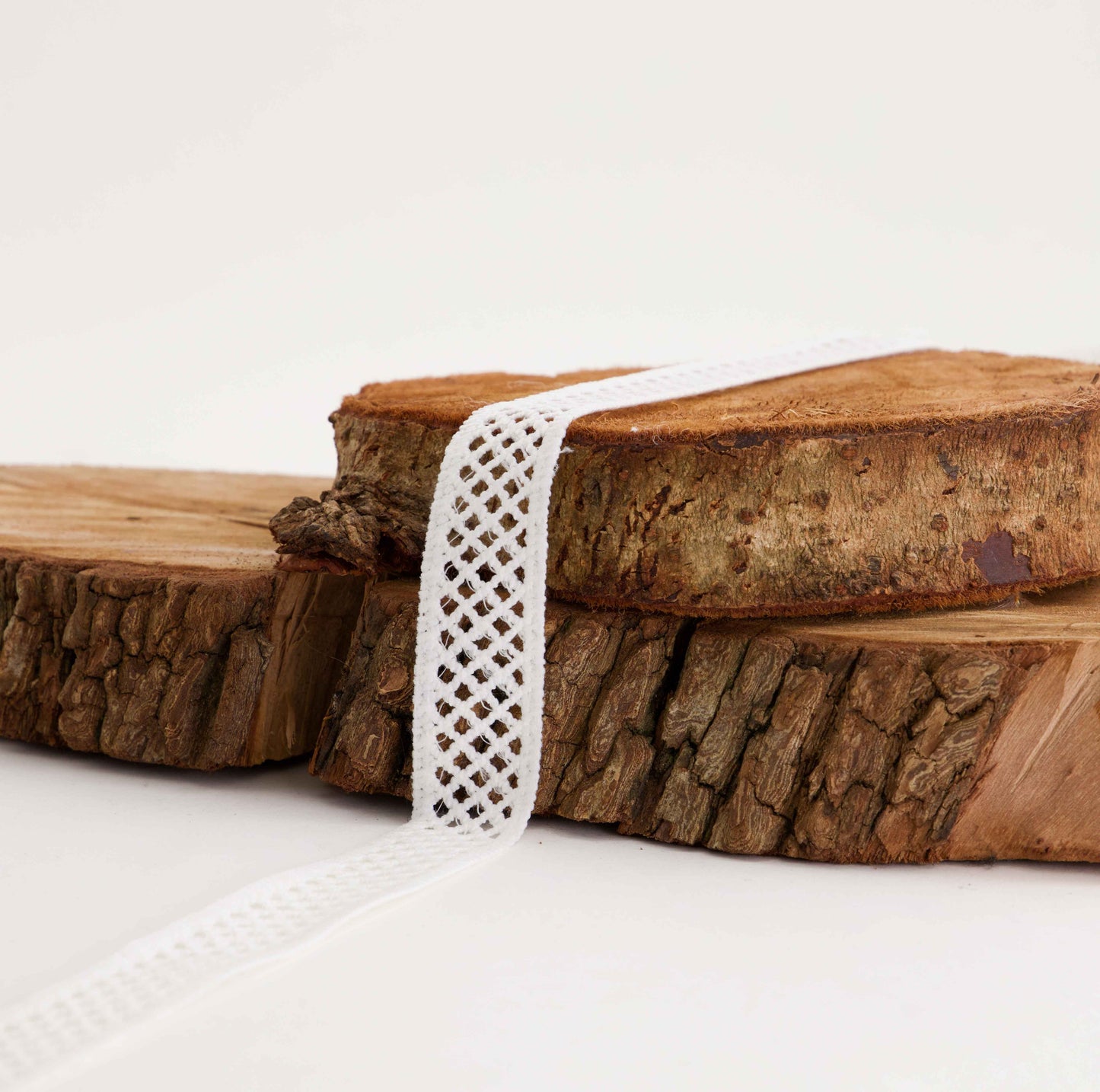 Edge Polyester Lace (SOLD PER METER)