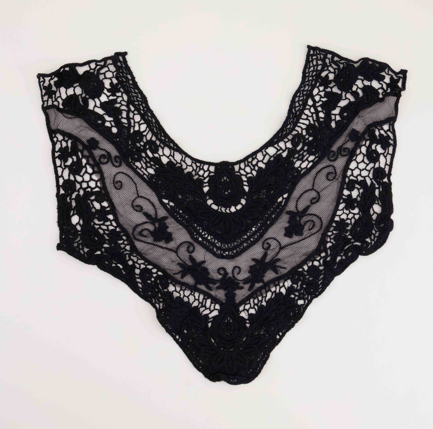 Knitted Collar Piece
