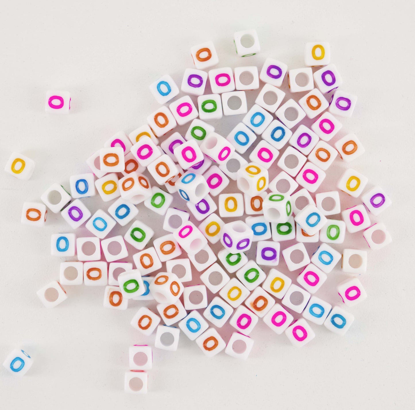 Plastic Beads Letter (O) (Square shaped) (PACKS OF 50,100 & 200)