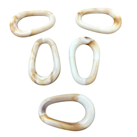 Acrylic Oval Pendant - 25mm x 39mm - Sea Shell Colour (SOLD IN PACKS OF 50)