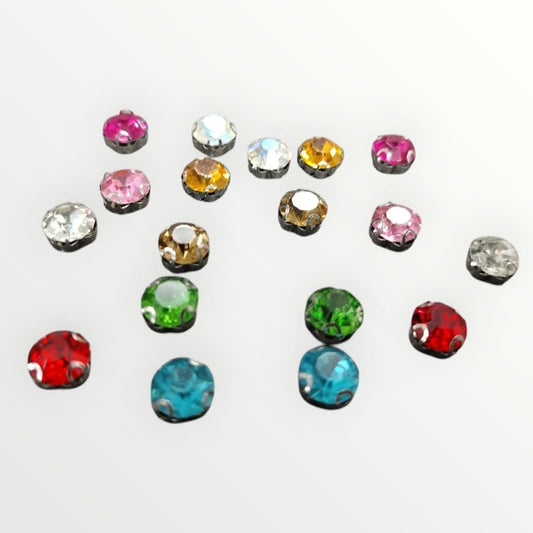 Diamante Clawstones (Pearl Machine Compatible) (6mm)(8mm)(10mm) Assorted Colours (SOLD IN PACKS OF 50 CLAWSTONES with 50 PINS)