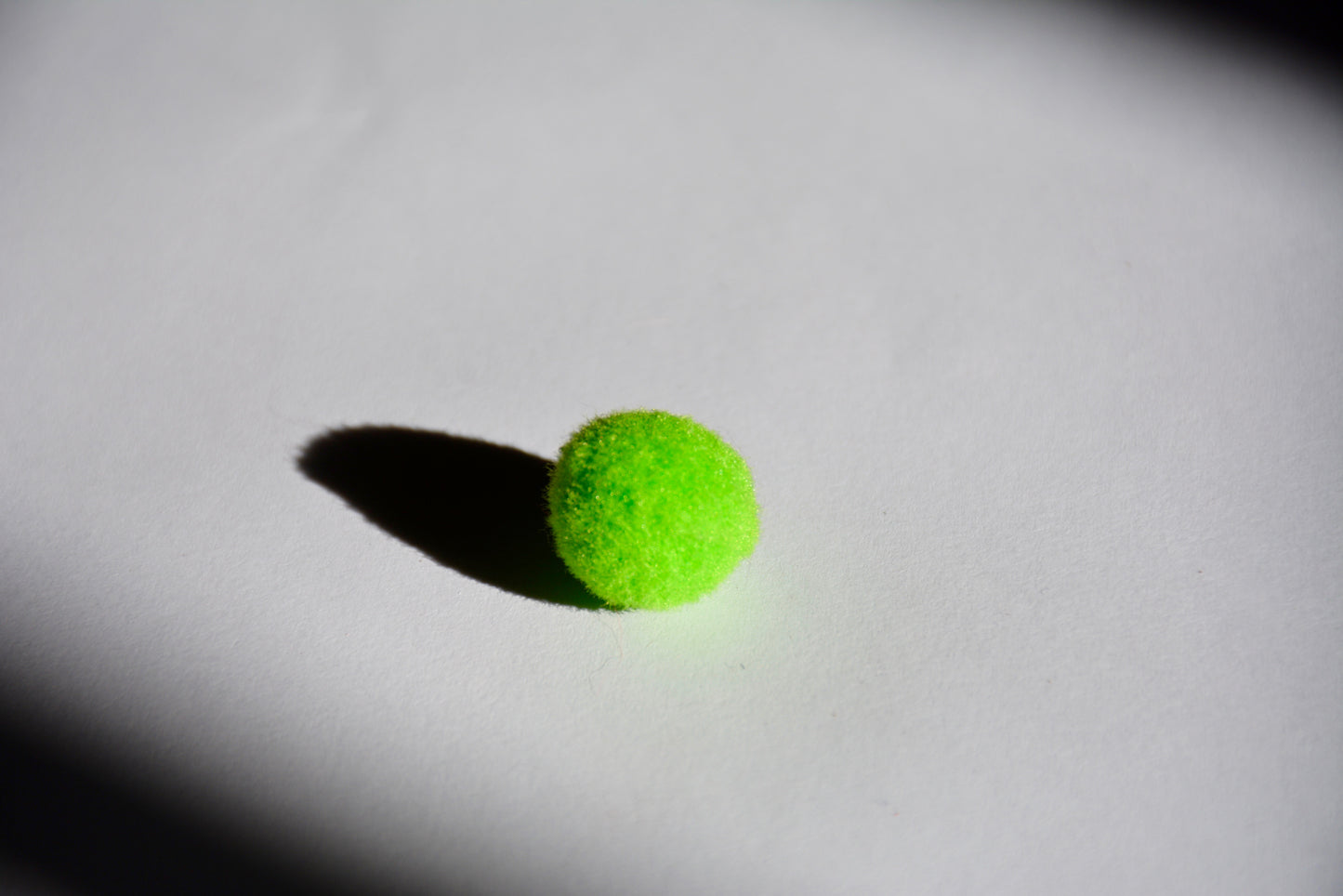 Loose Pom Poms  (15mm Width) ( 7 Colours)