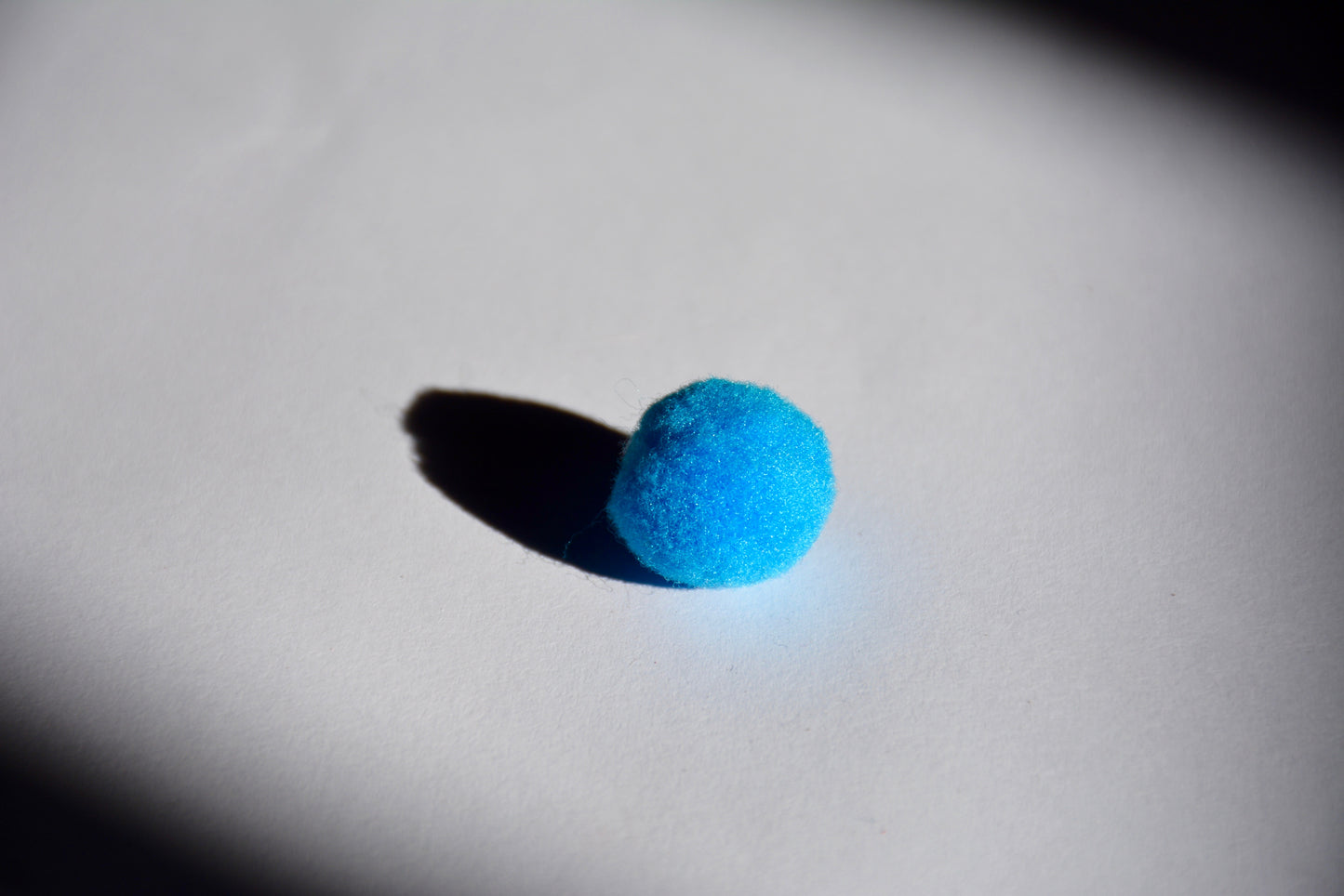 Loose Pom Poms  (15mm Width) ( 7 Colours)