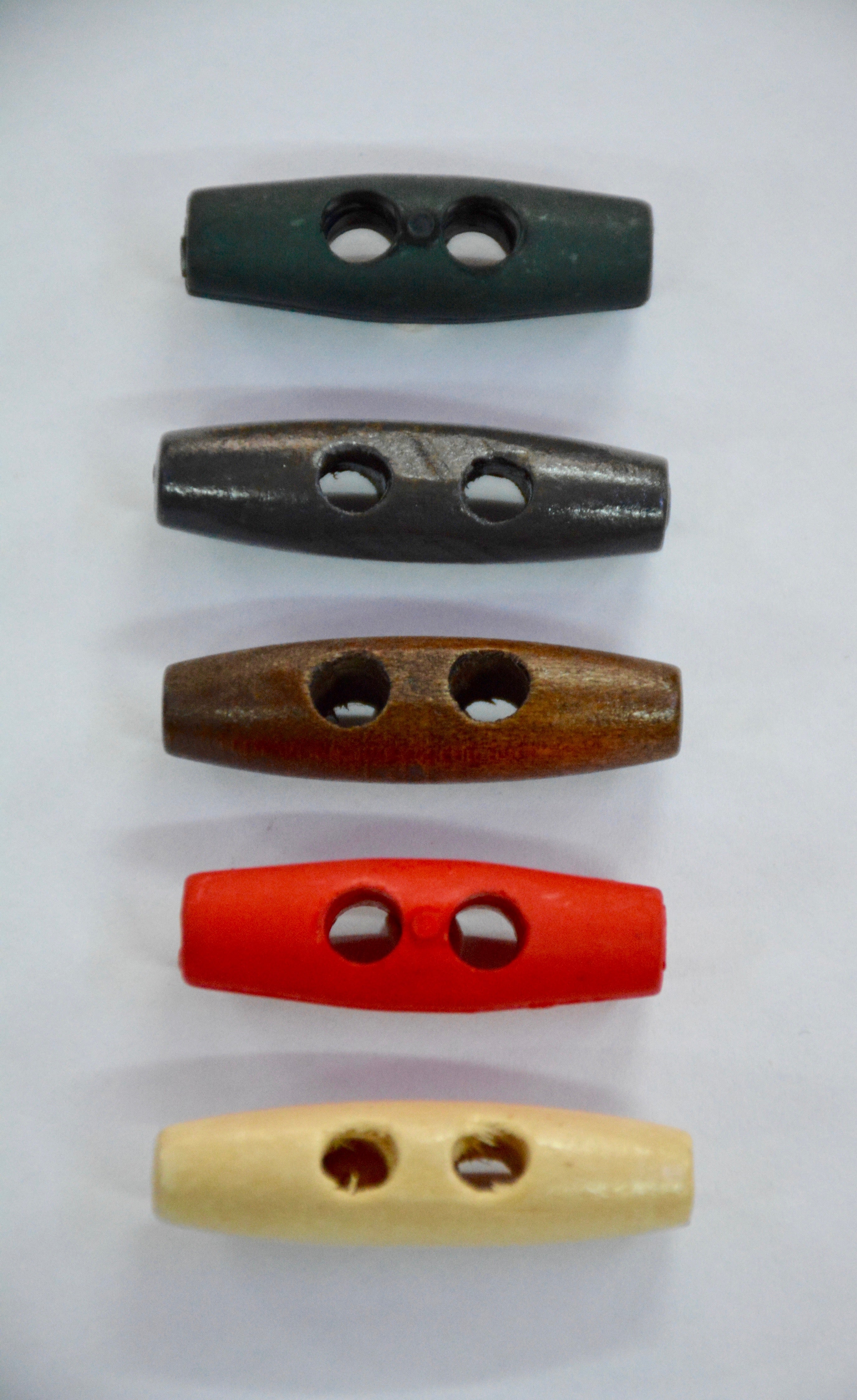 2 Hole Wooden Toggles (40mm) – Trims n Things