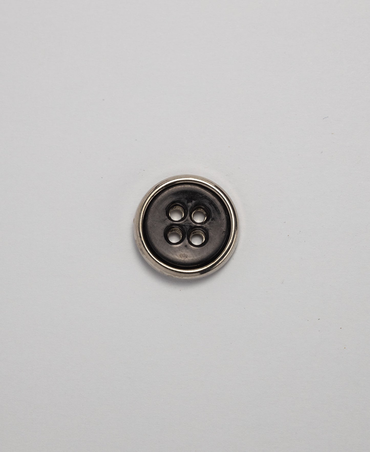 4 Hole Button (PACK OF 10)