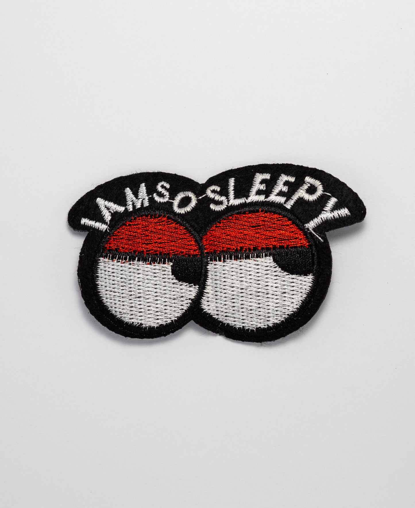 Iron on Motif - Sleepy Eyes (RED)
